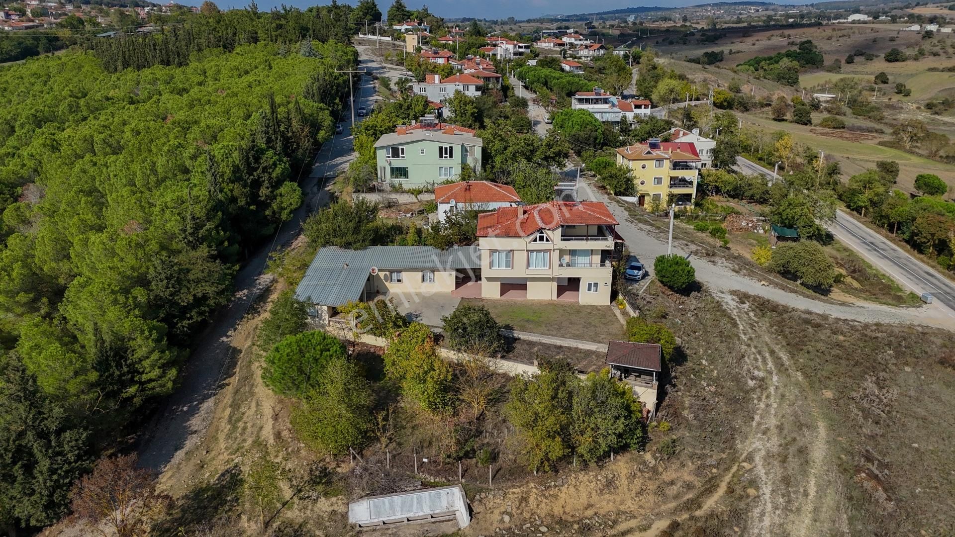 Balıkesir Davutlar'da Doğa Manzaralı Satılık Eşyalı Müstakil Ev - Görsel 5