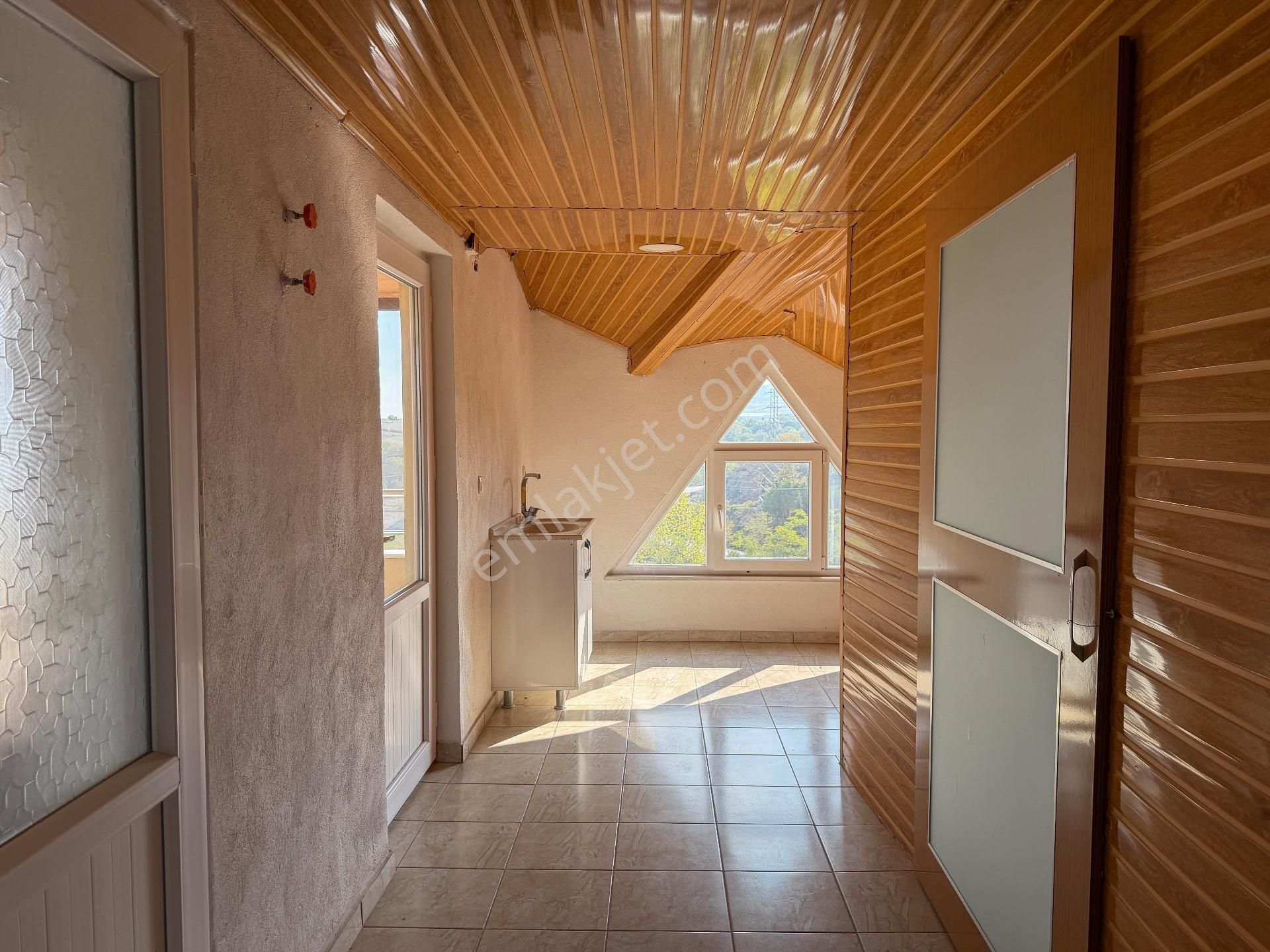 Balıkesir Davutlar'da Doğa Manzaralı Satılık Eşyalı Müstakil Ev - Görsel 24