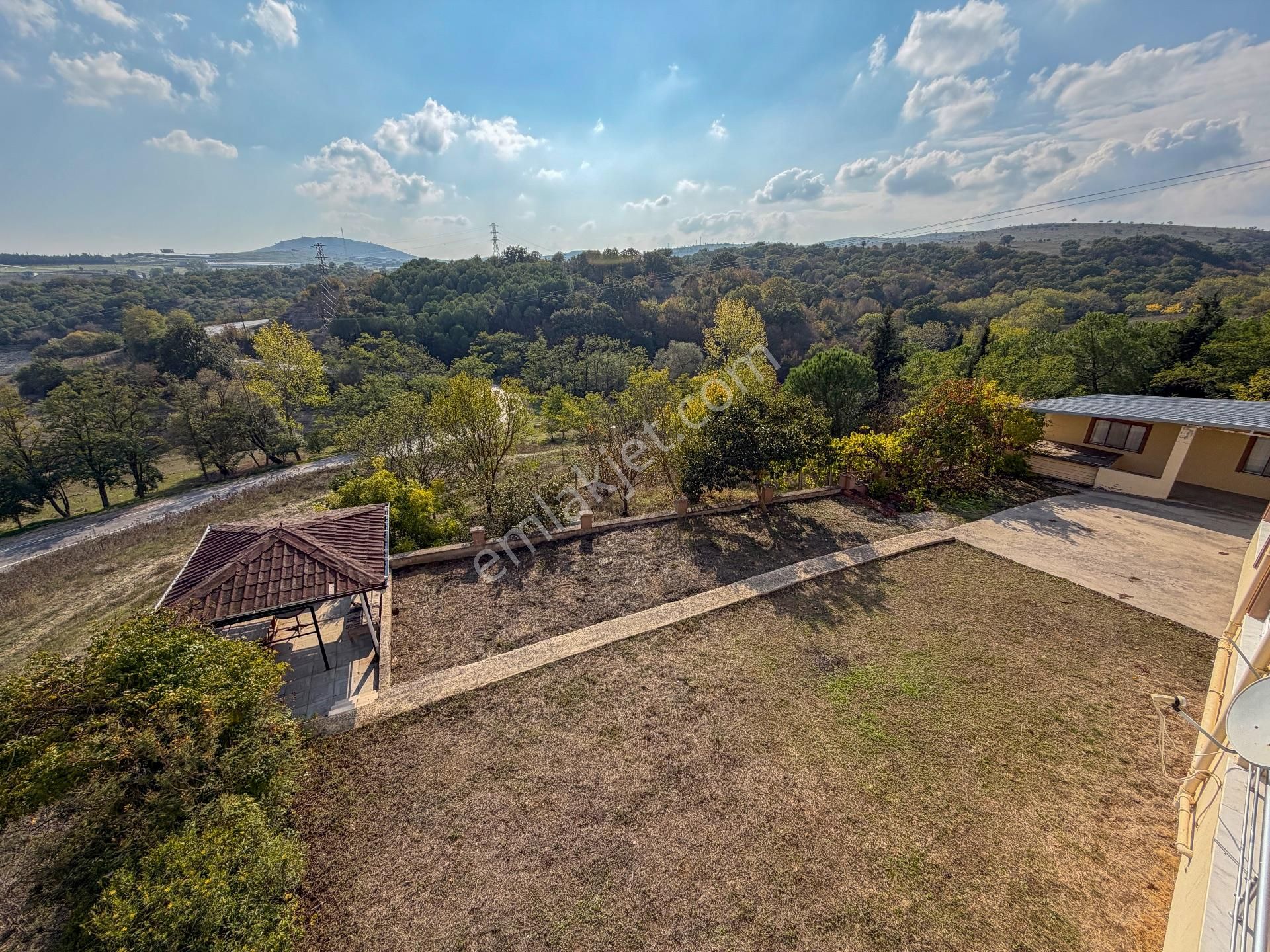 Balıkesir Davutlar'da Doğa Manzaralı Satılık Eşyalı Müstakil Ev - Görsel 28