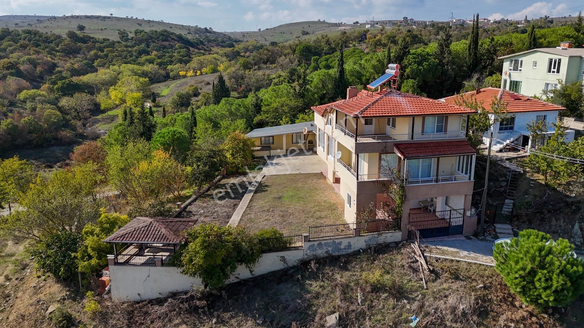 Balıkesir Davutlar'da Doğa Manzaralı Satılık Eşyalı Müstakil Ev - Görsel 2