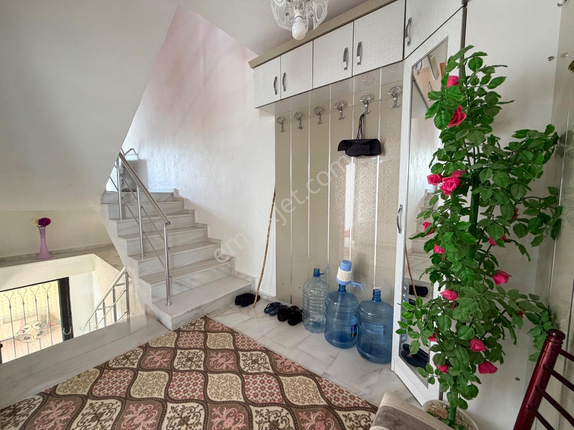 Balıkesir Davutlar'da Doğa Manzaralı Satılık Eşyalı Müstakil Ev - Görsel 21