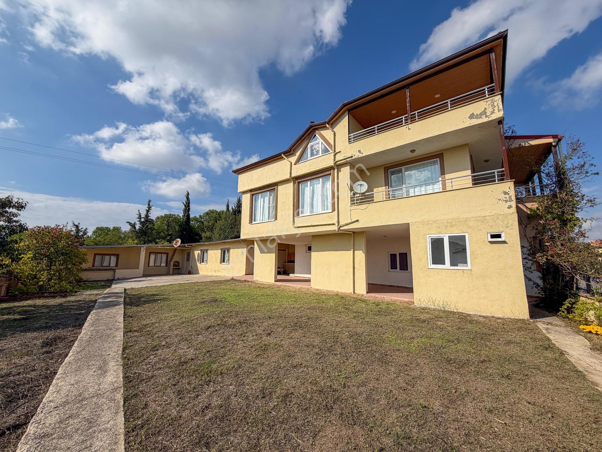 Balıkesir Davutlar'da Doğa Manzaralı Satılık Eşyalı Müstakil Ev - Görsel 10