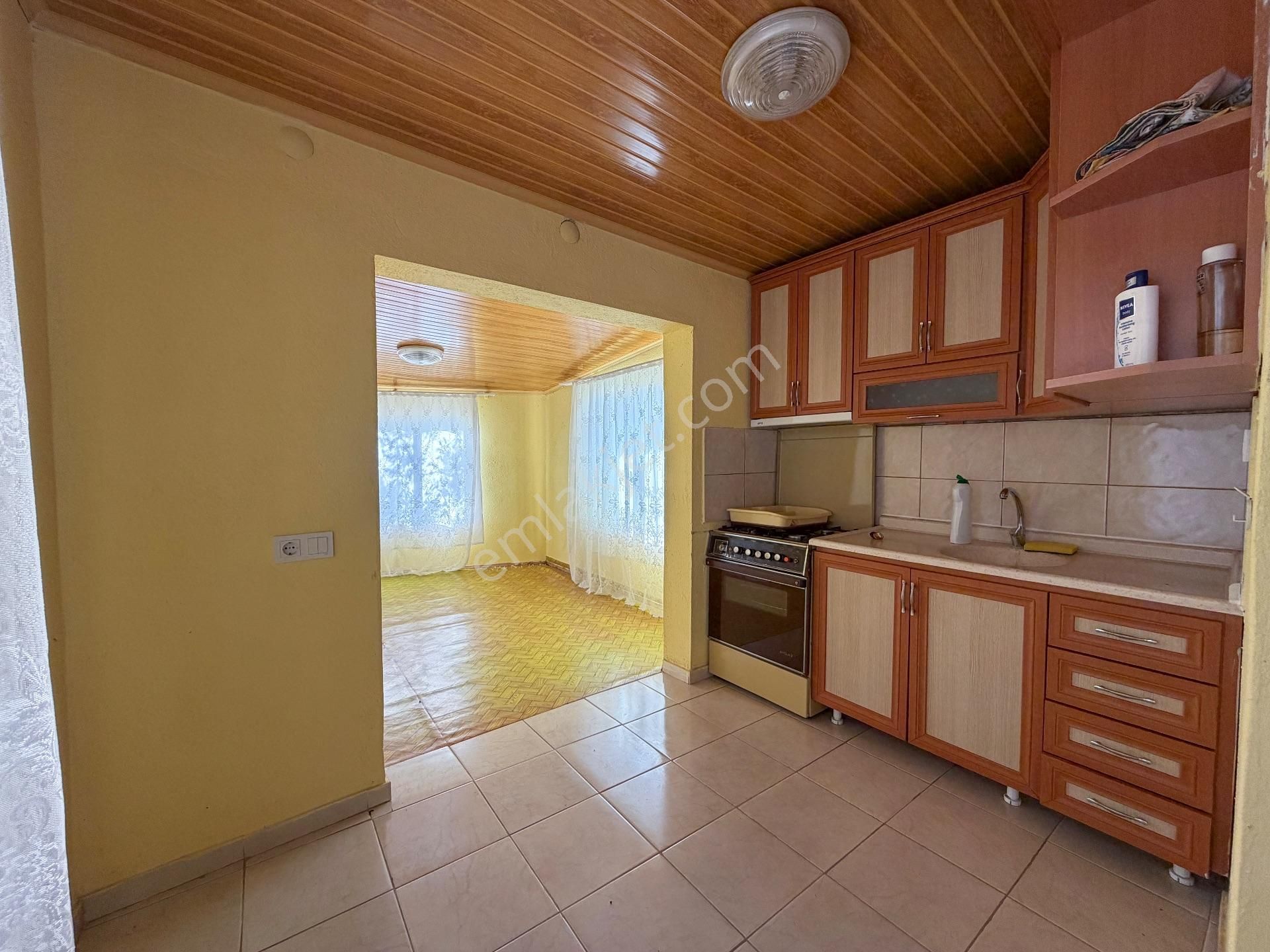 Balıkesir Davutlar'da Doğa Manzaralı Satılık Eşyalı Müstakil Ev - Görsel 32