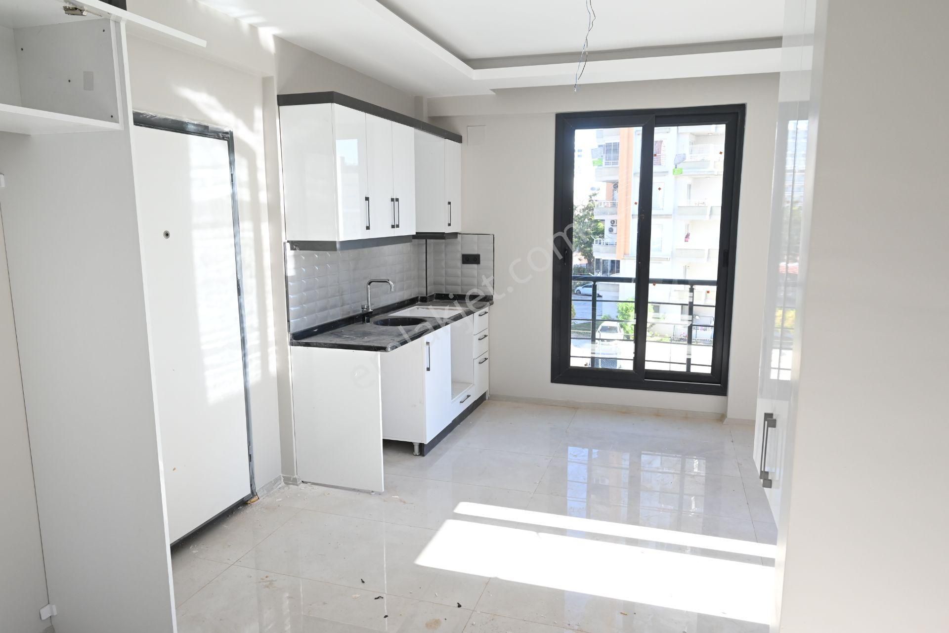 Mersin Üniversite Caddesi Baymar Market Civarı 2+1 Sıfır Satılık - Görsel 12