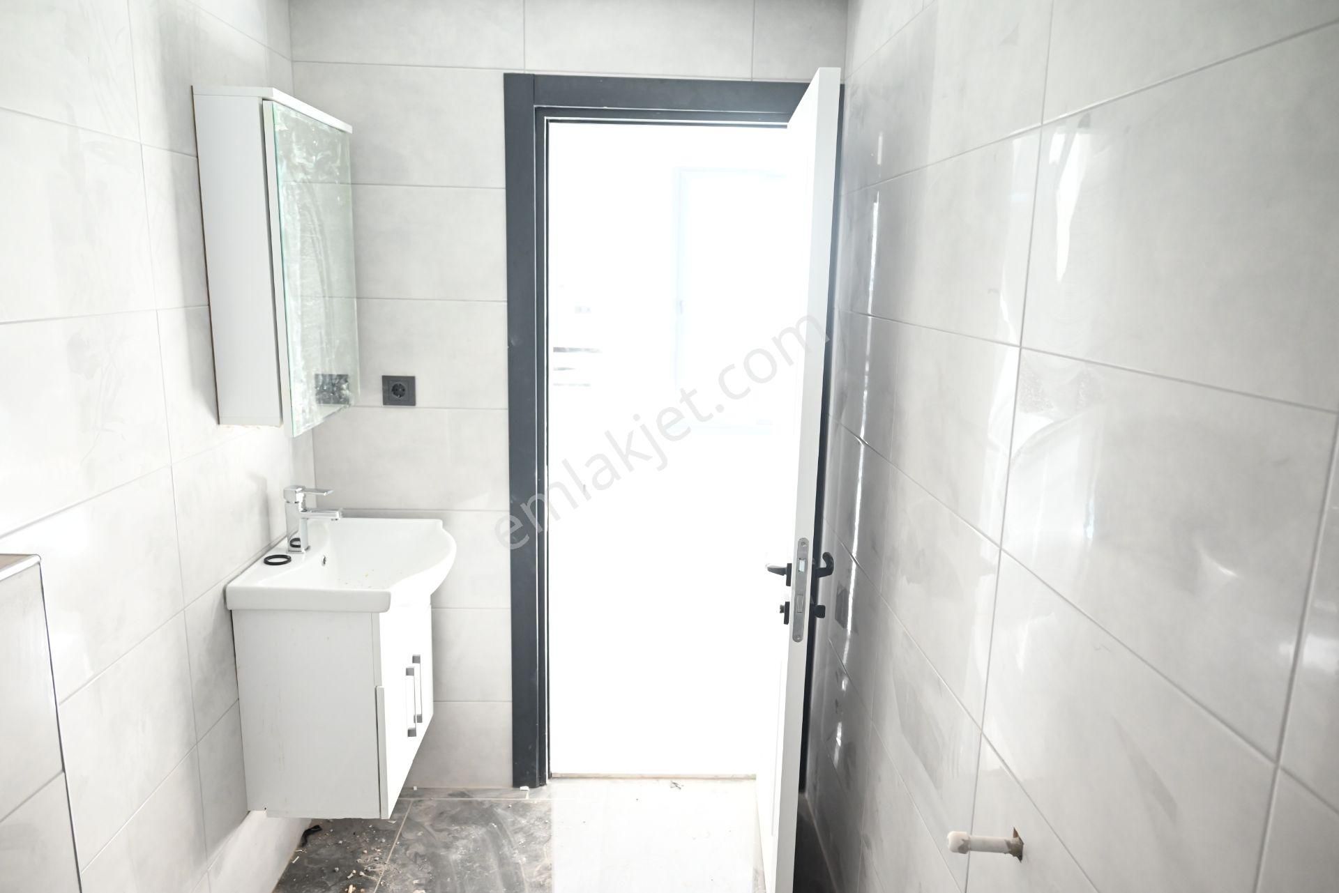 Mersin Üniversite Caddesi Baymar Market Civarı 2+1 Sıfır Satılık - Görsel 29