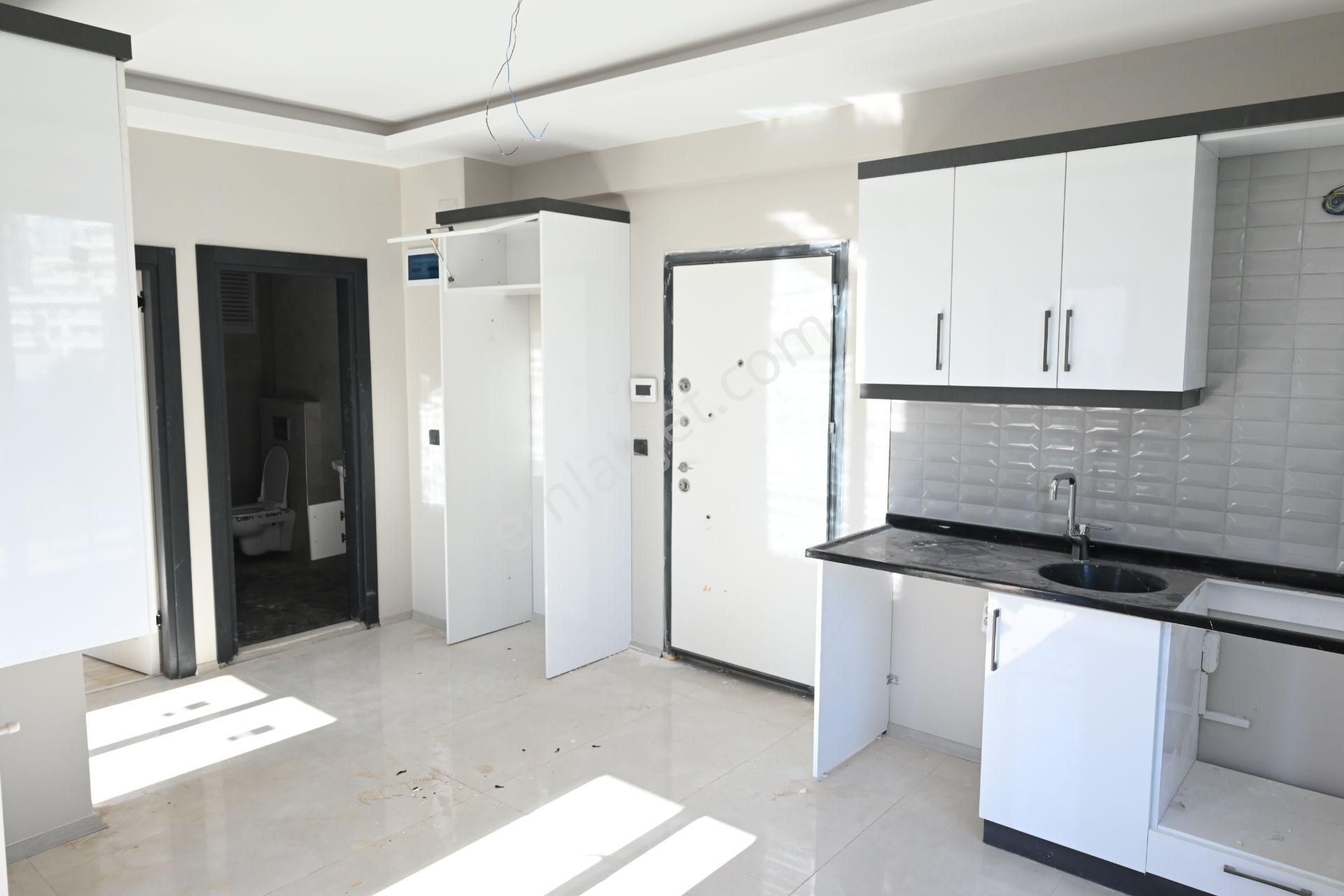 Mersin Üniversite Caddesi Baymar Market Civarı 2+1 Sıfır Satılık - Görsel 5