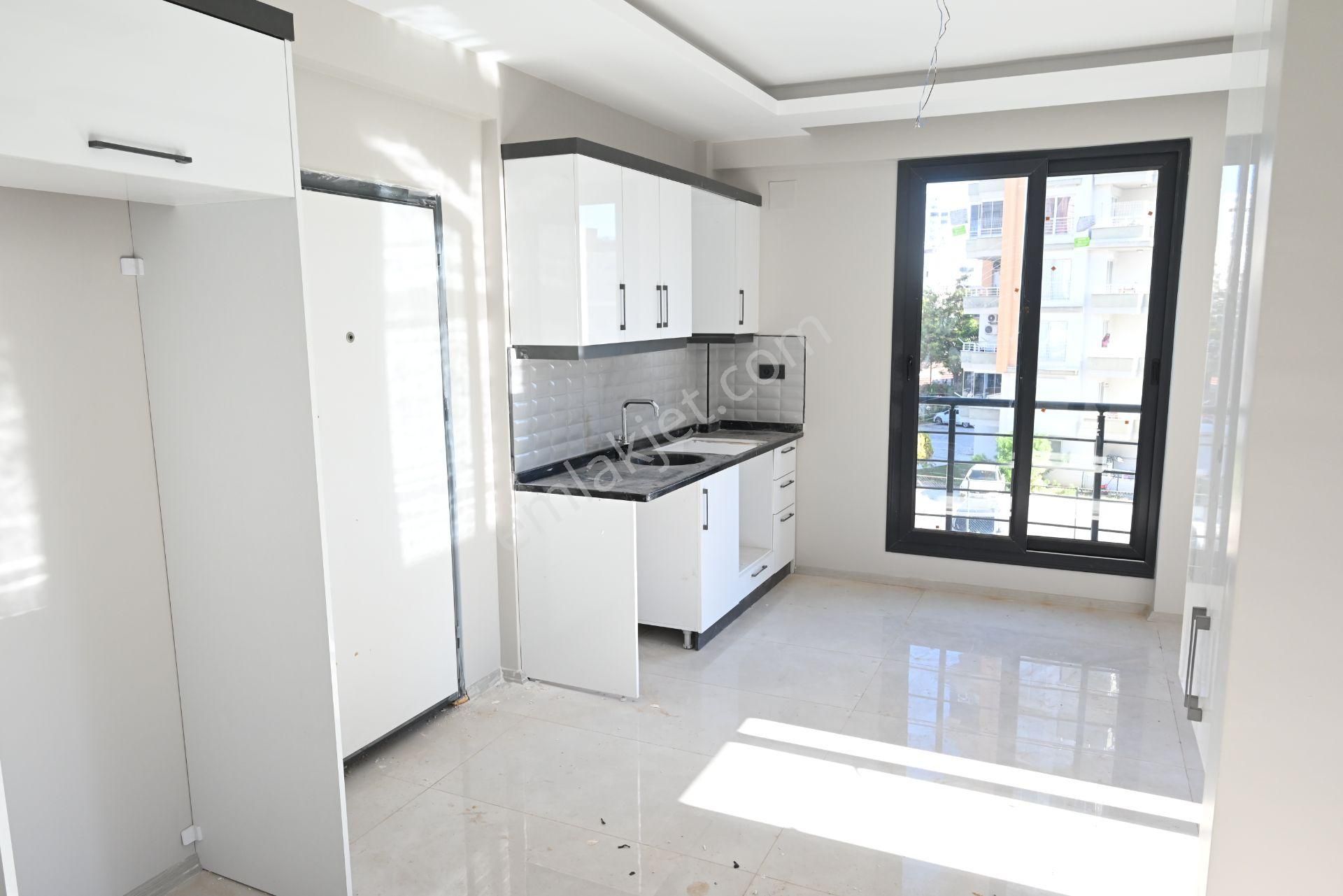 Mersin Üniversite Caddesi Baymar Market Civarı 2+1 Sıfır Satılık - Görsel 13