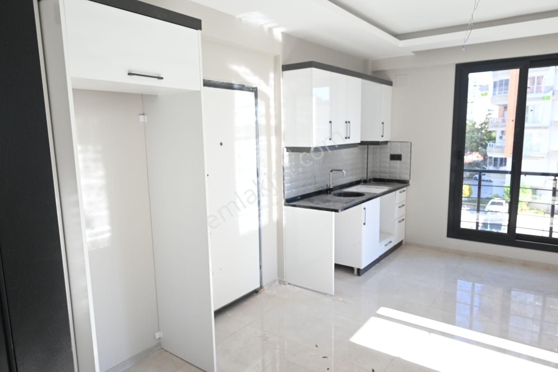 Mersin Üniversite Caddesi Baymar Market Civarı 2+1 Sıfır Satılık - Görsel 14