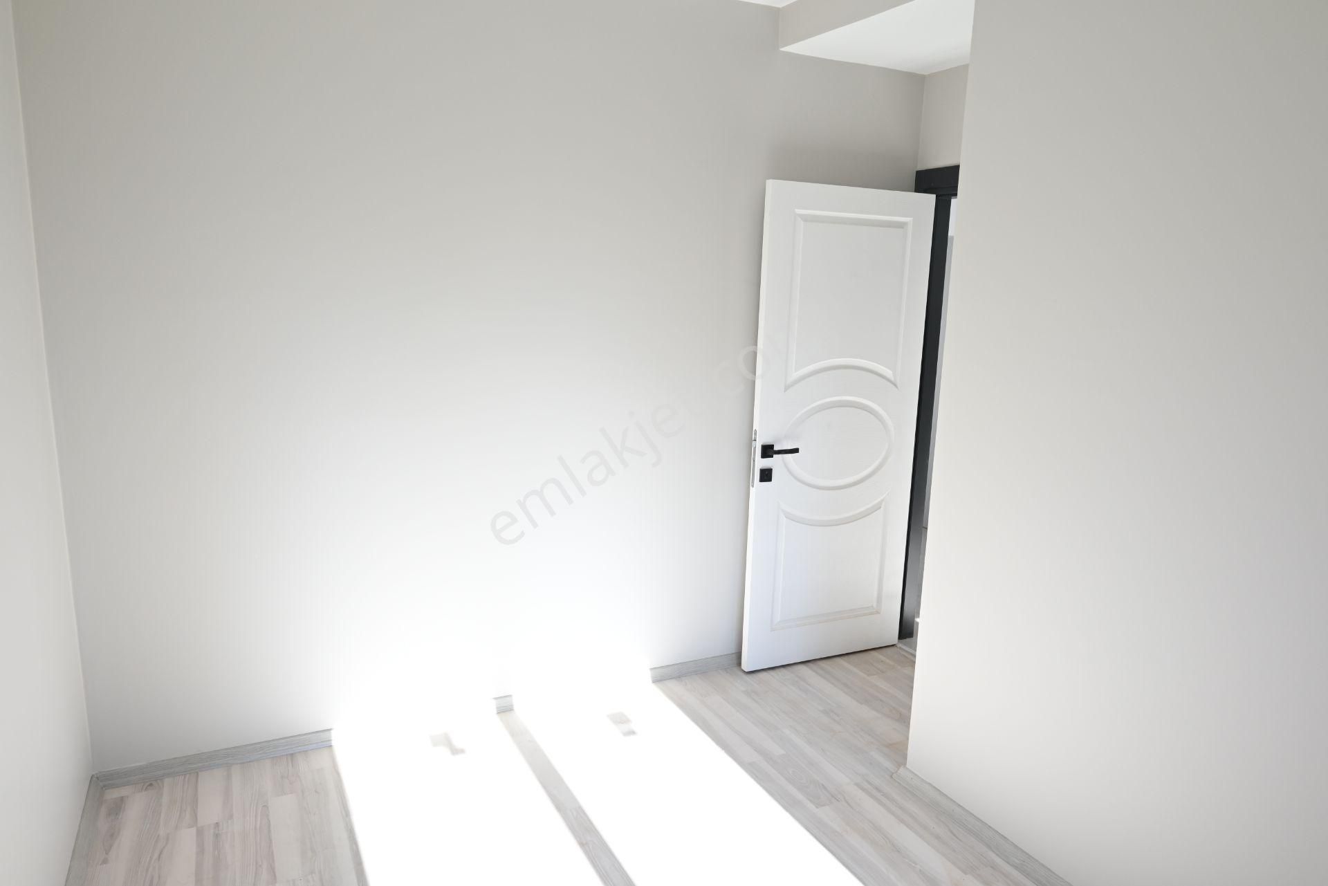 Mersin Üniversite Caddesi Baymar Market Civarı 2+1 Sıfır Satılık - Görsel 20