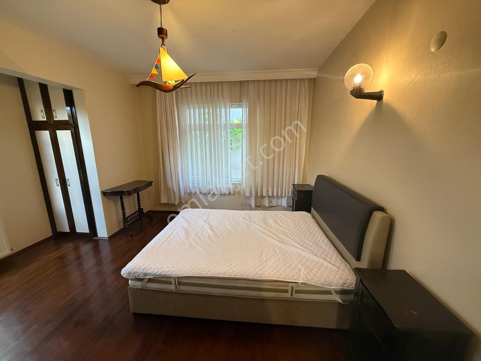 Delux'den Sahile Yürüme Mesafesinde Geniş Satılık 3+1 Daire - Görsel 8