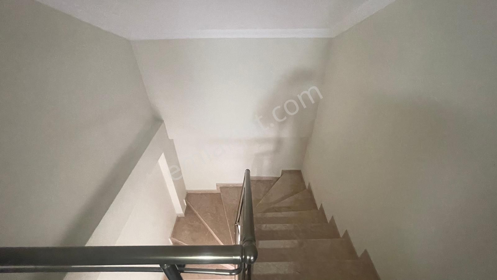 Marmaraereğlisi Yeniçiftlik'de 300m2 Arsa İçinde Müstakil 5+1 İskanlı Lüx Villa - Görsel 8