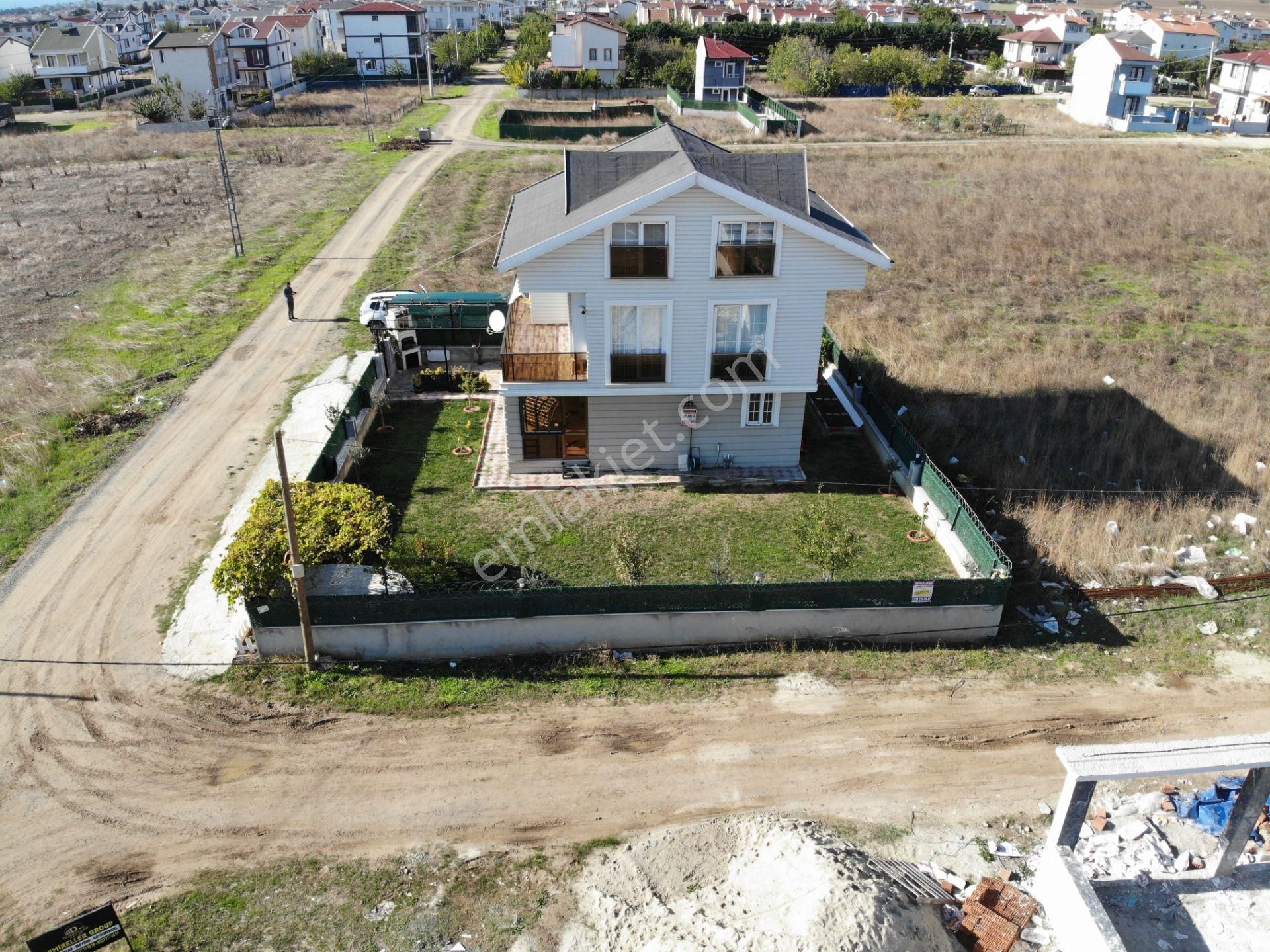 Marmaraereğlisi Yeniçiftlik'de 300m2 Arsa İçinde Müstakil 5+1 İskanlı Lüx Villa - Görsel 4