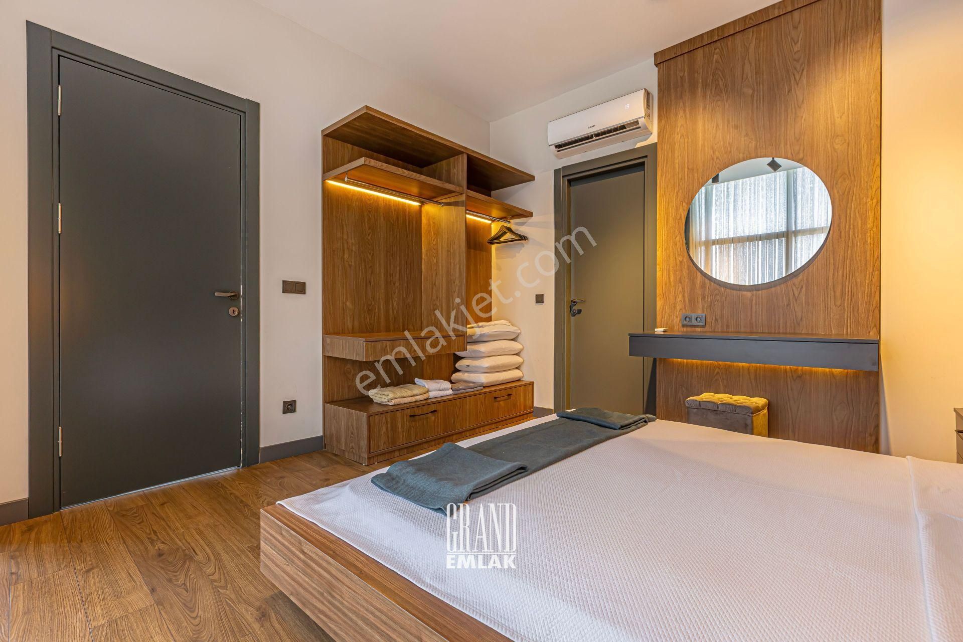 Kadriye'de Modern Müstakil 2 Havuzlu Satılık 3+1 Villa - Görsel 11