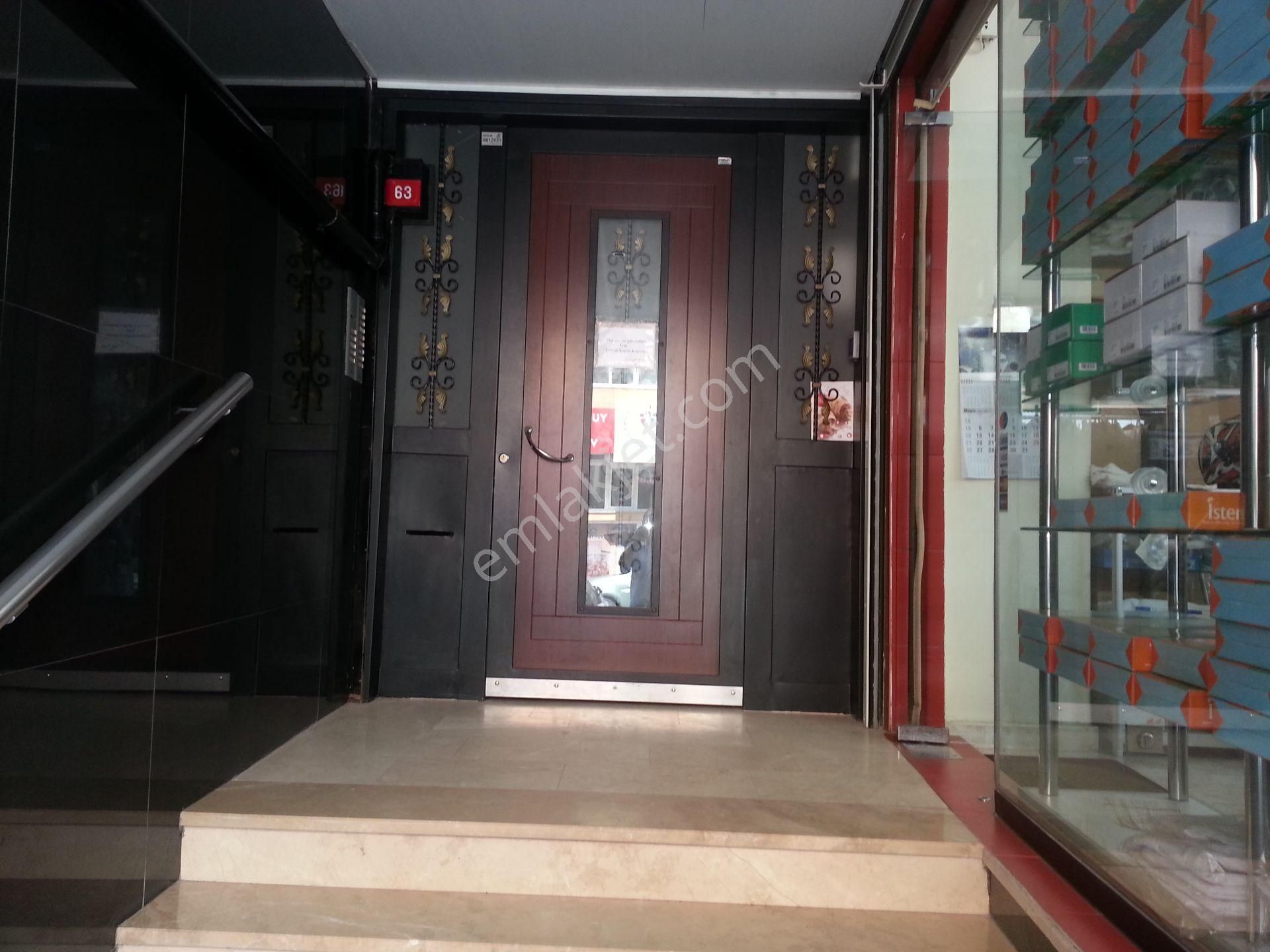 Hastanelere Yakın 3 Oda 1 Salon Kombili Kiracılı Krediye Uygun Daire - Görsel 2