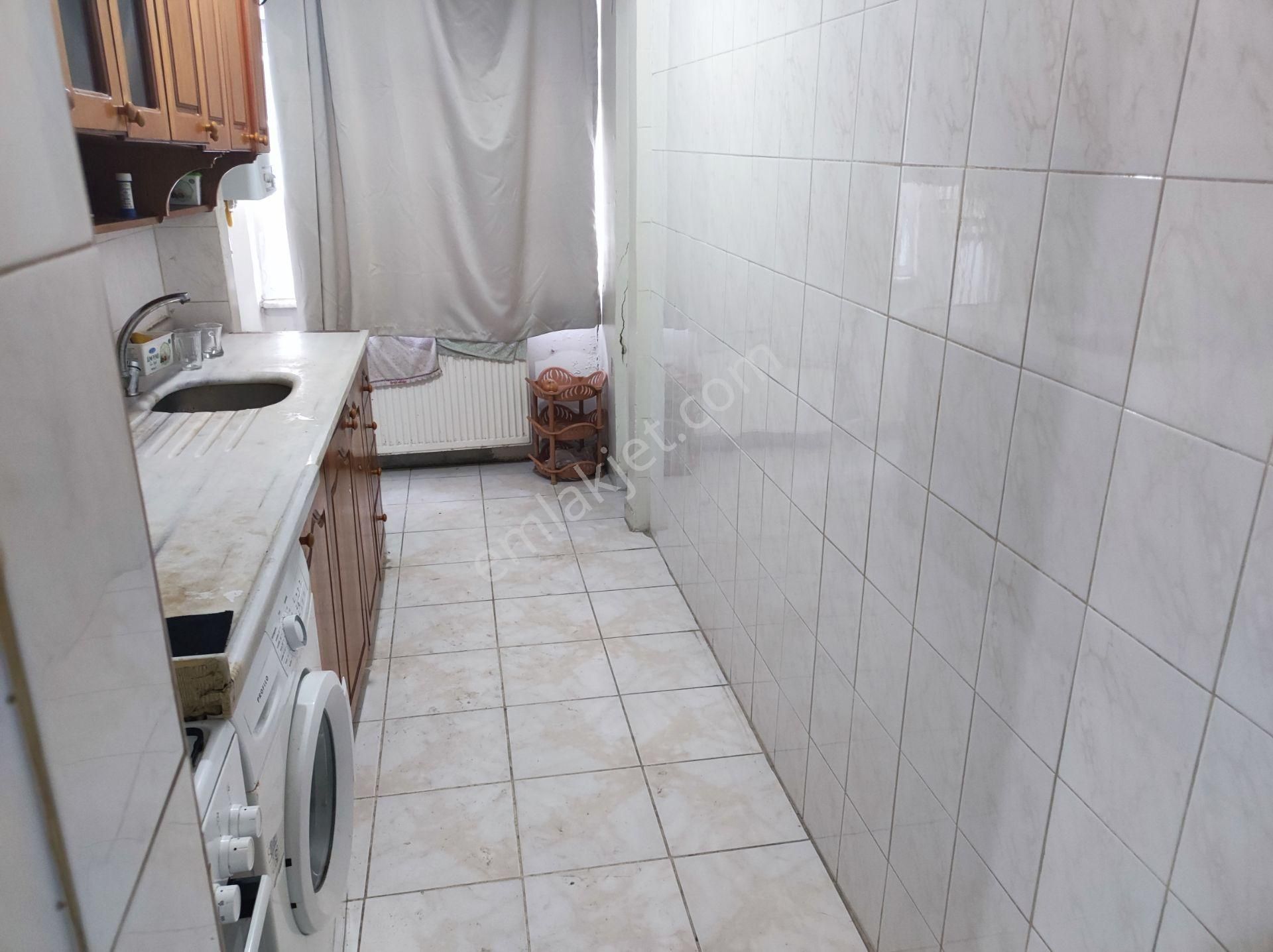 Hastanelere Yakın 3 Oda 1 Salon Kombili Kiracılı Krediye Uygun Daire - Görsel 22