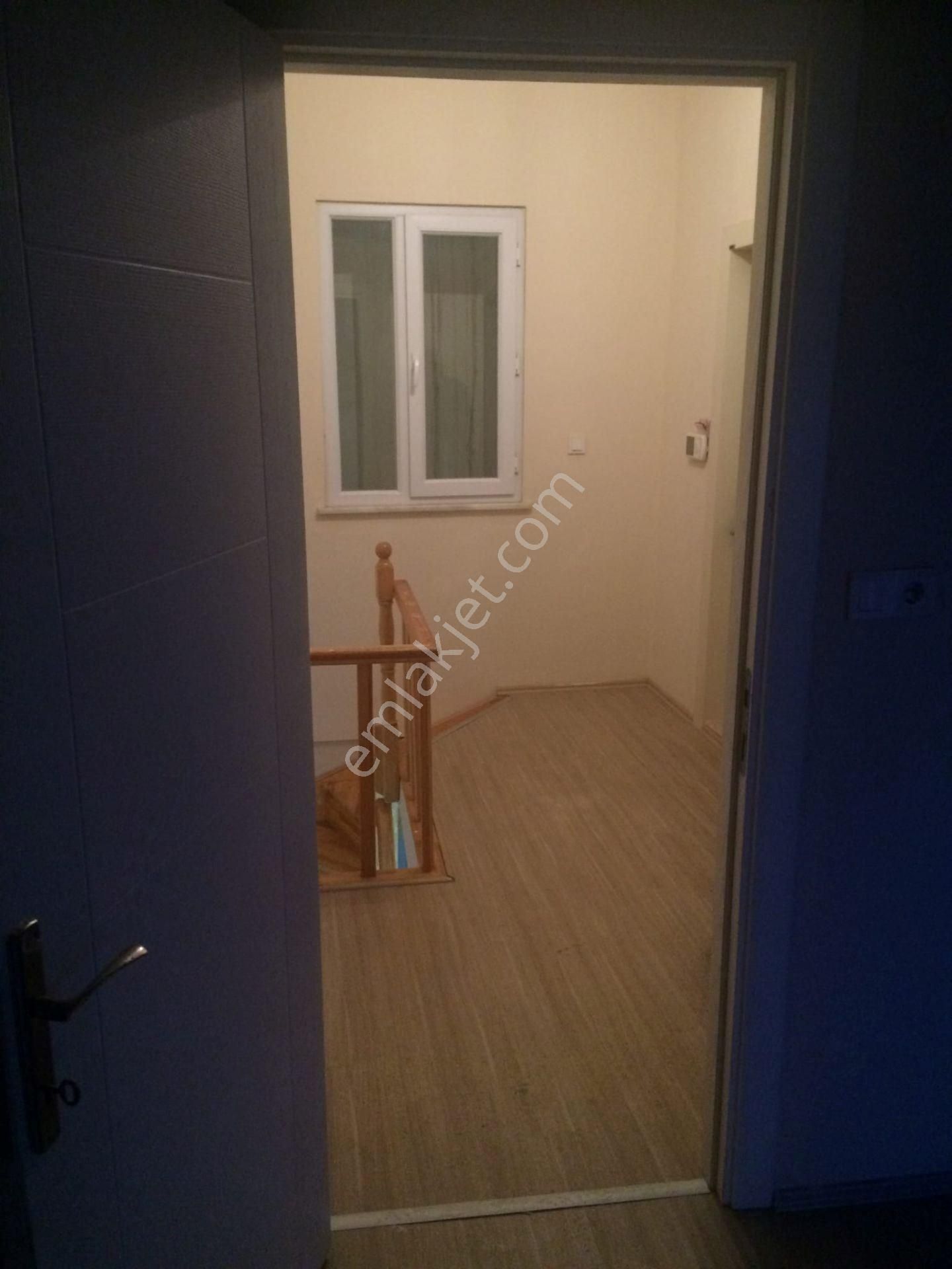 Emlak Uzmanı'ndan Zeytinburnu Veliefendi Mahallesi'nde Satılık Dubleks Daire - Görsel 7