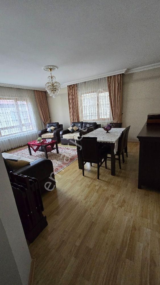 3+1 Full Eşyalı Kiralık Daire Yıldız Emlak'tan