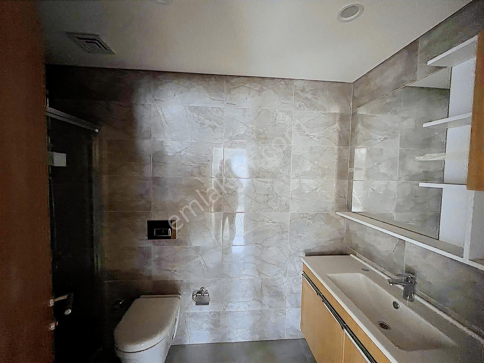 Kaşüştü Merkezde Kiralık Sıfır Lüx Daire - Görsel 4