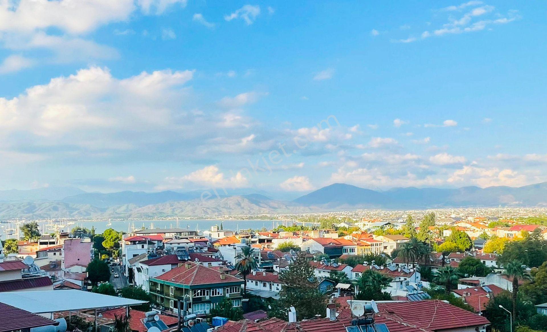 Goldhouse Dan Satılık Çarşı Caddesi Nde Komple Bina