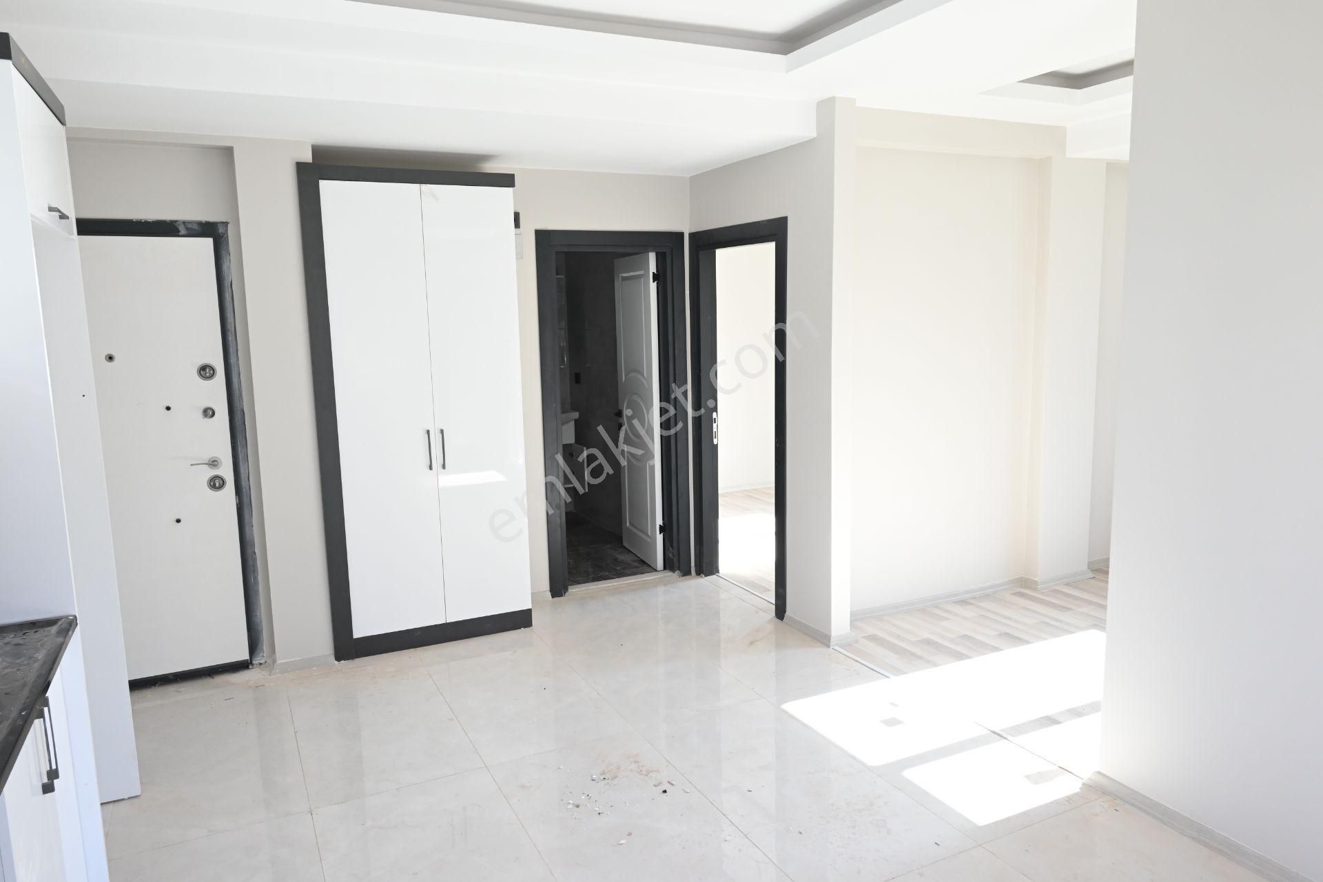 Mersin Üniversite Caddesine Çok Yakın Konumda 2+1 Sıfır Satılık - Görsel 11