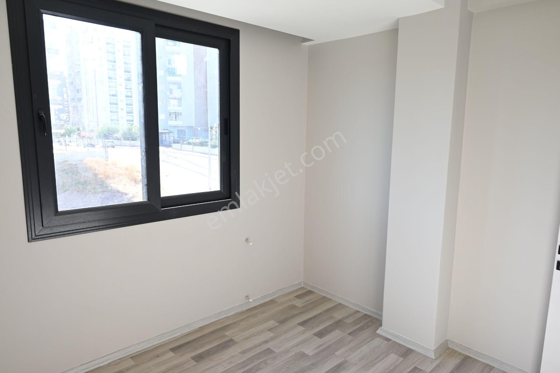 Mersin Üniversite Caddesine Çok Yakın Konumda 2+1 Sıfır Satılık - Görsel 23