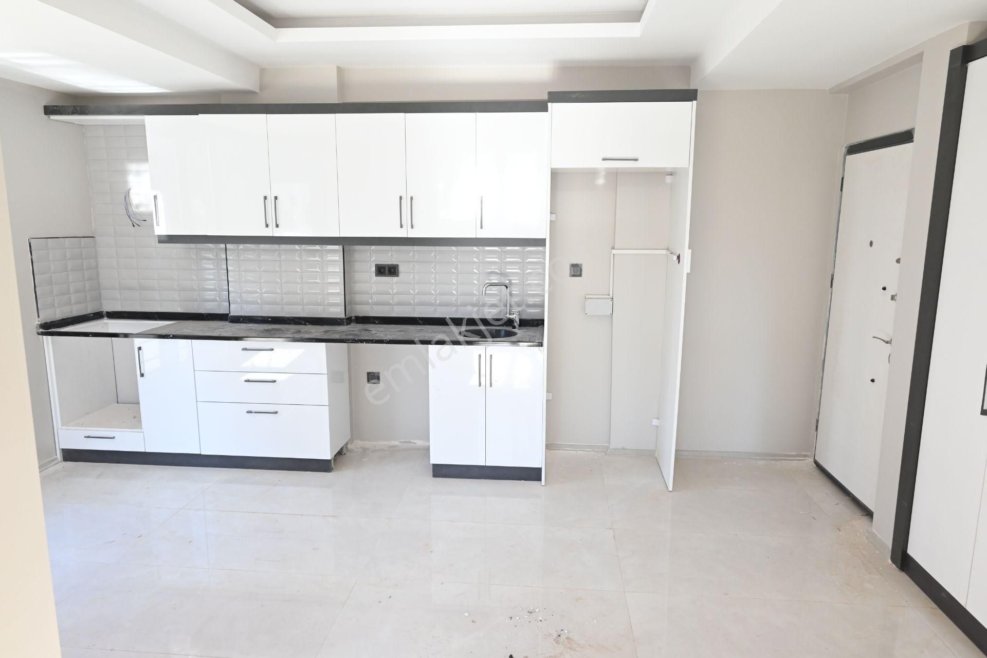 Mersin Üniversite Caddesine Çok Yakın Konumda 2+1 Sıfır Satılık - Görsel 5