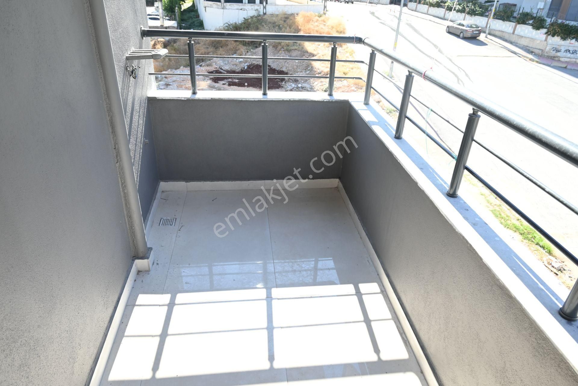 Mersin Üniversite Caddesine Çok Yakın Konumda 2+1 Sıfır Satılık - Görsel 37