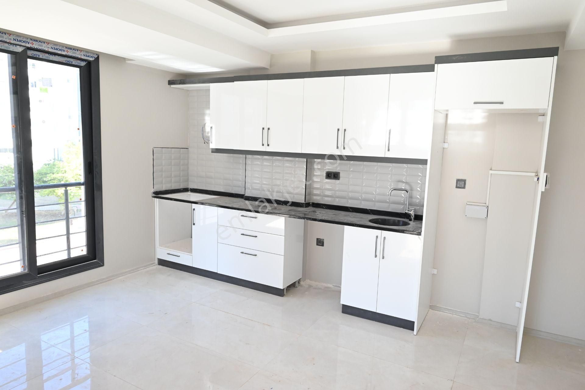 Mersin Üniversite Caddesine Çok Yakın Konumda 2+1 Sıfır Satılık - Görsel 4