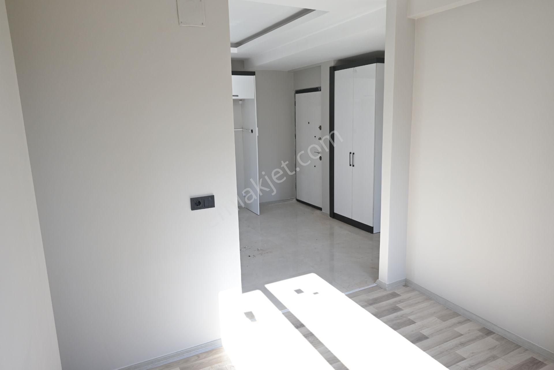 Mersin Üniversite Caddesine Çok Yakın Konumda 2+1 Sıfır Satılık - Görsel 30