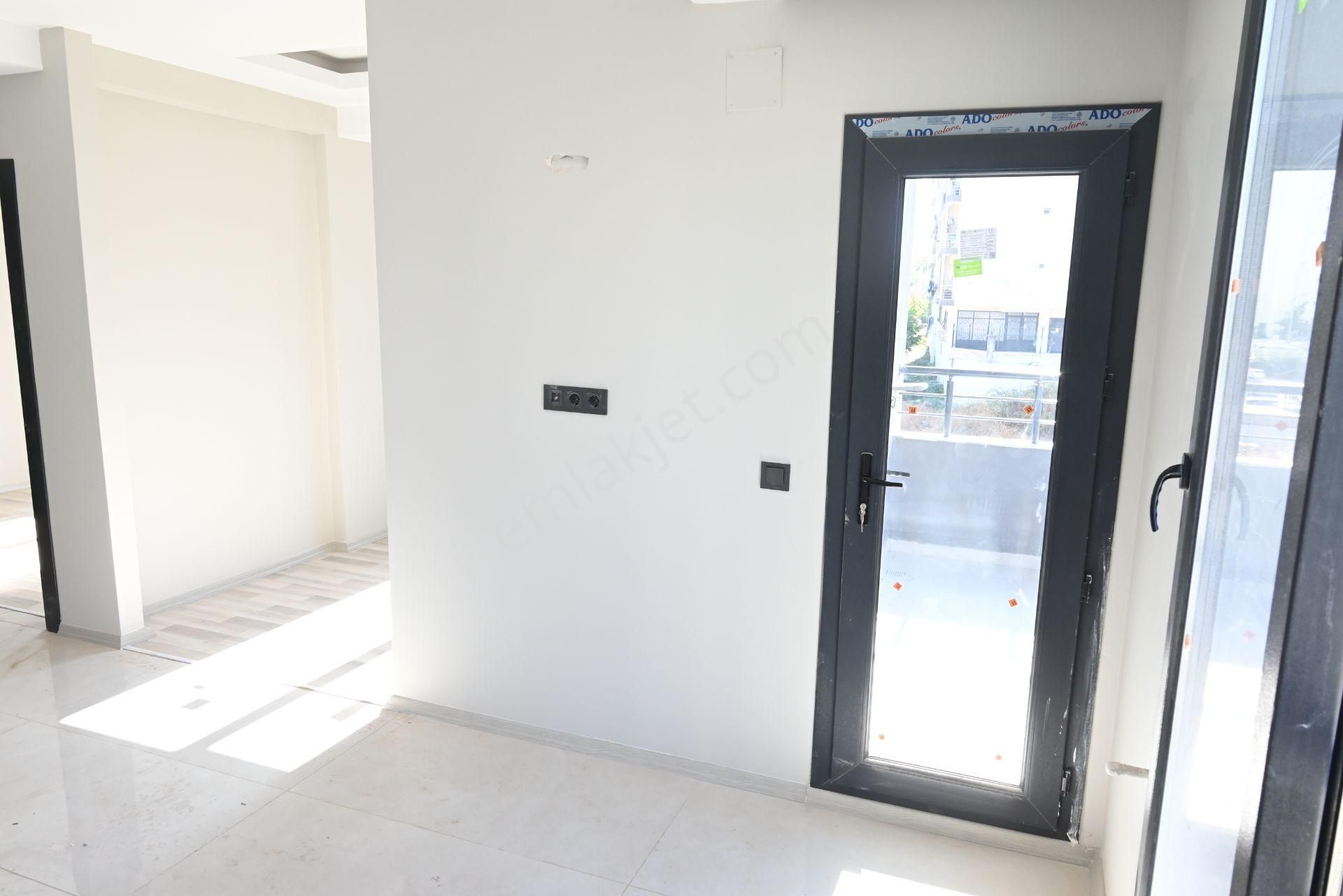 Mersin Üniversite Caddesine Çok Yakın Konumda 2+1 Sıfır Satılık - Görsel 14