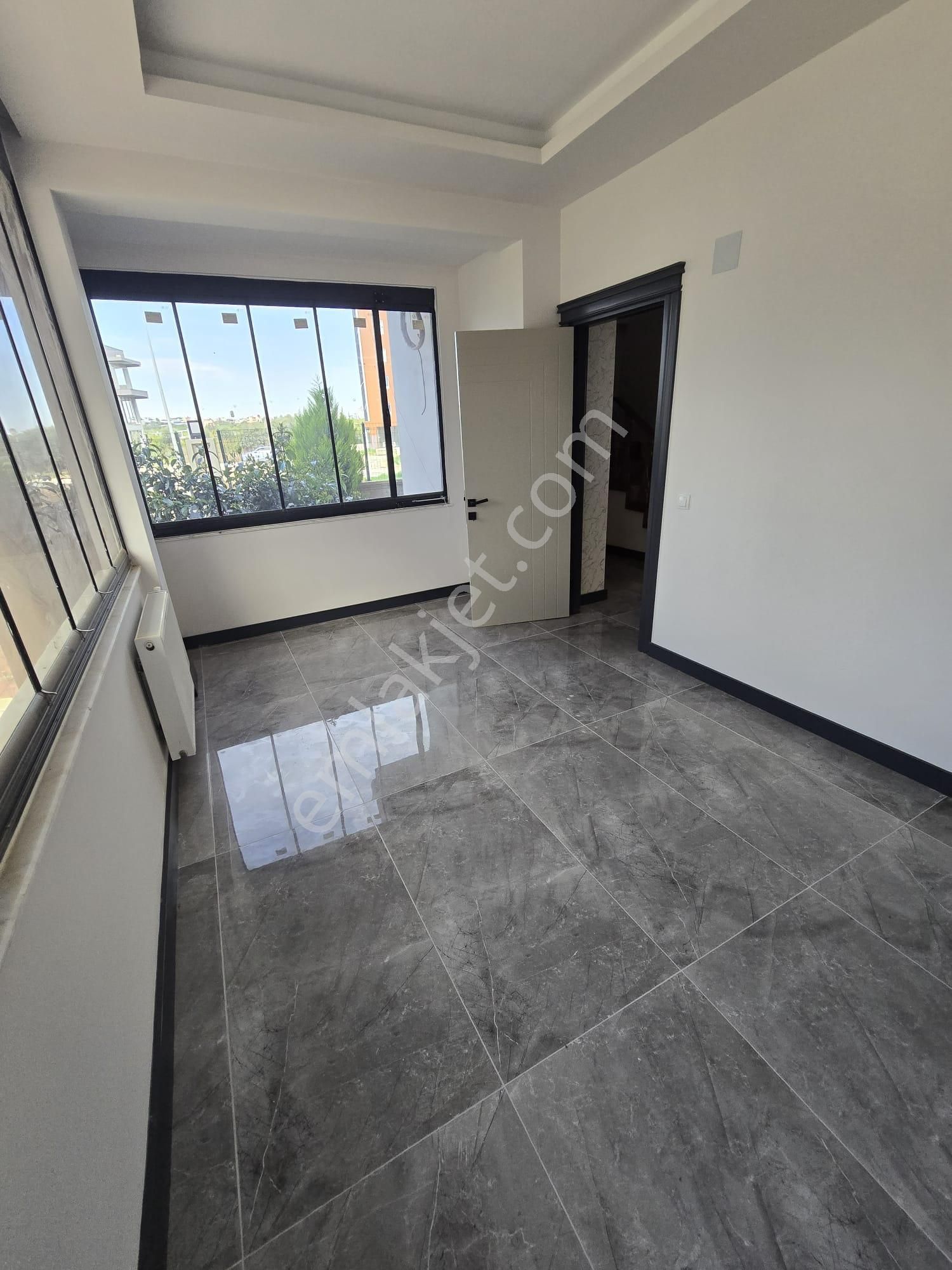 Mükkemmel Bir Fiyat İle Kuyulukta 5+1 Dublex Dairemiz Sizlerle - Görsel 18