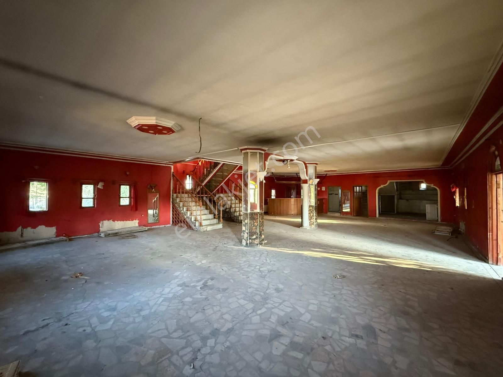 E.gökal Kemerhisar İçmeceler Yolu 3.838m2 Restoran Ruhsatlı Arsa - Görsel 3