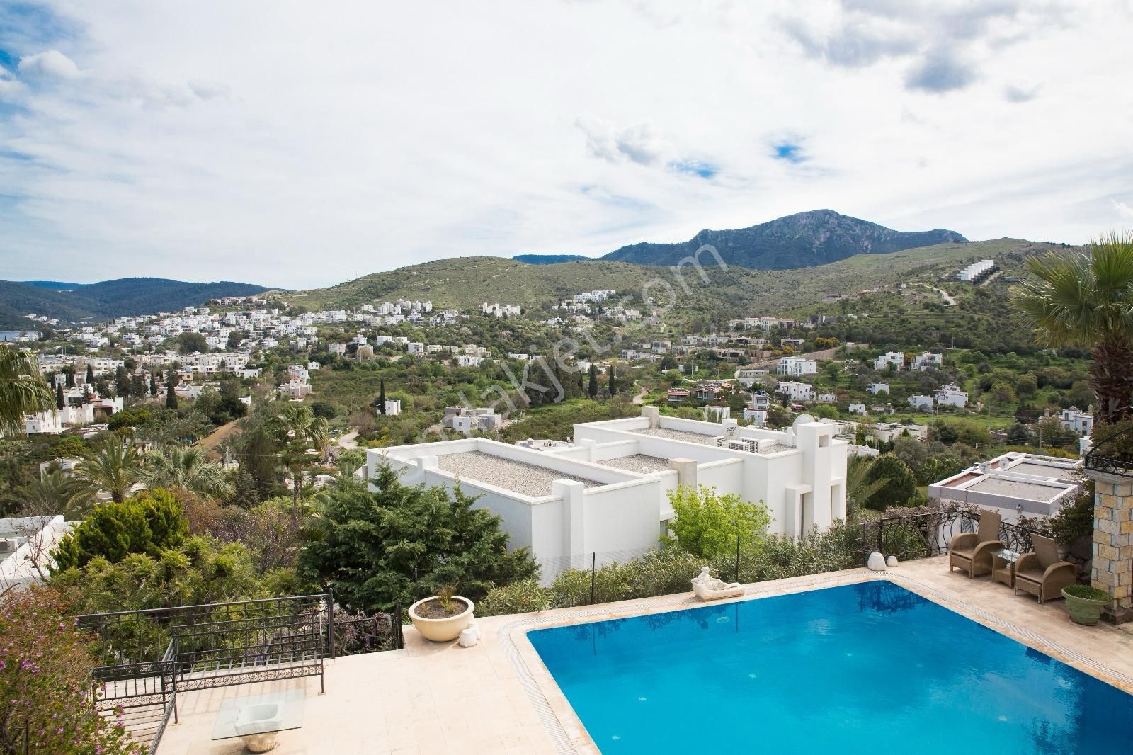 Türkbükünde Özel Havuzlu, Deniz Manzaralı Lüks Villa! - Görsel 22