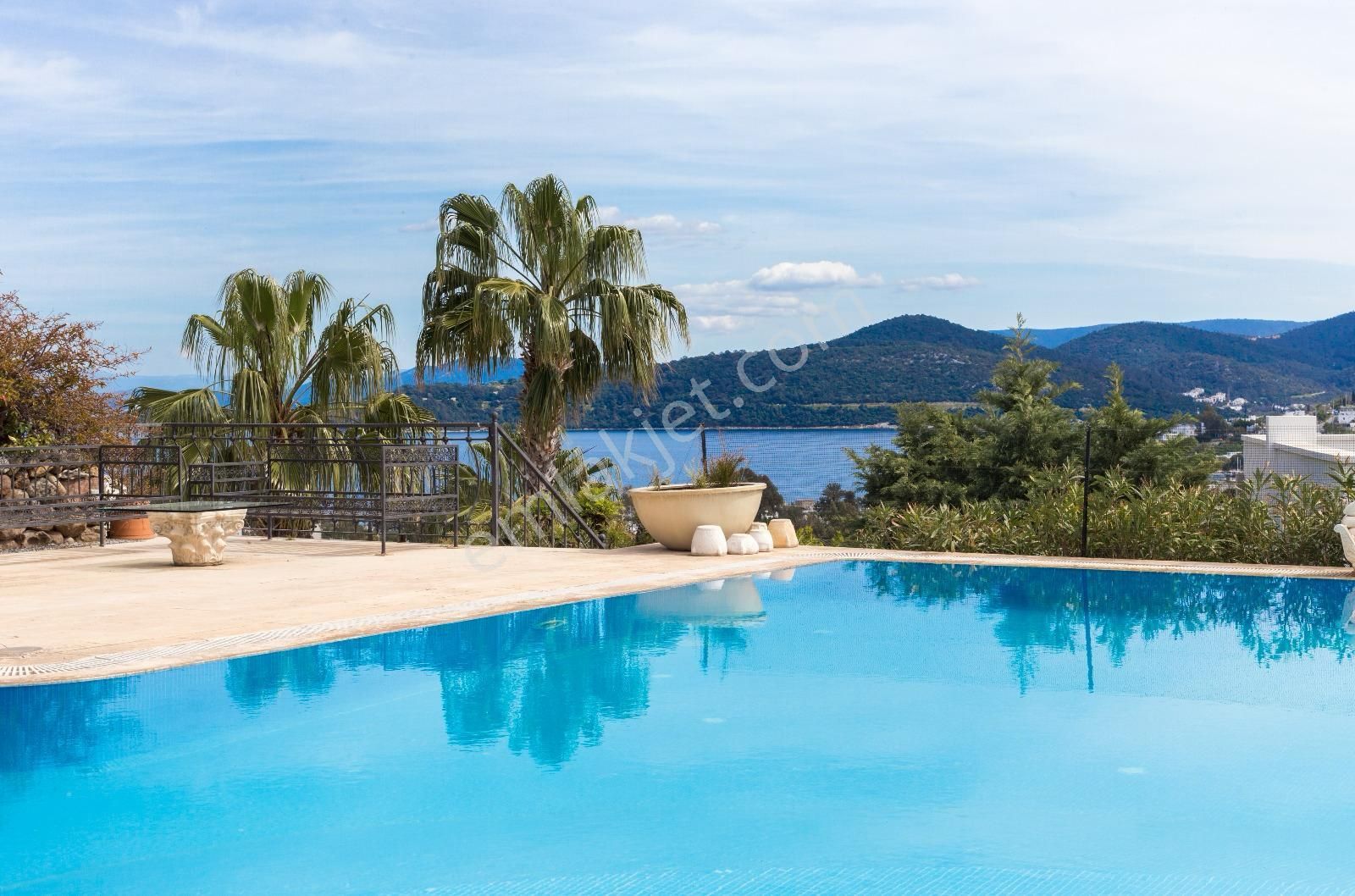 Türkbükünde Özel Havuzlu, Deniz Manzaralı Lüks Villa! - Görsel 26