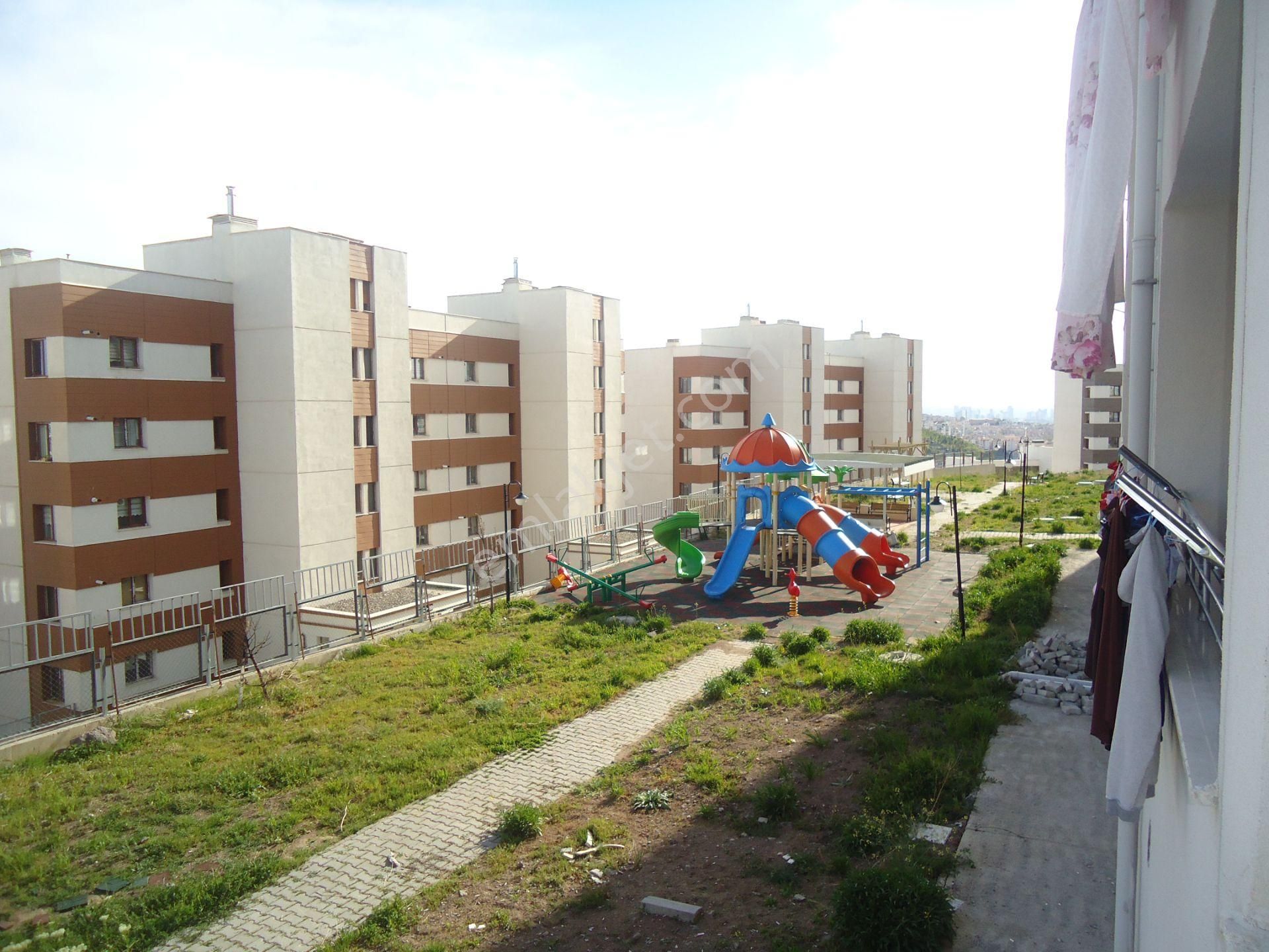Krc'den Kısa Bloklarda Kiralık Giriş Kat 3+1 Daire - Görsel 18