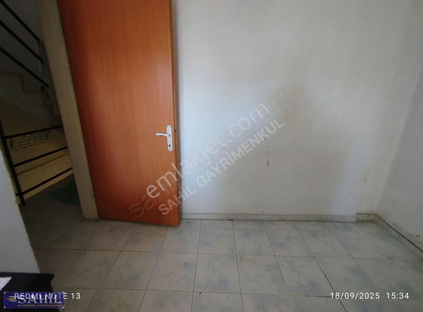 Sevgi Plajına Yürüme Mesafesinde 3 Katlı Geniş Teraslı 4+1 Yazl - Görsel 20