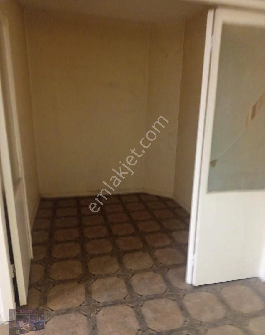 Kurtuluş Mahallesi'nde Satılık Uygun Fiyatlı Yüksek Giriş Kat Daire - Görsel 3