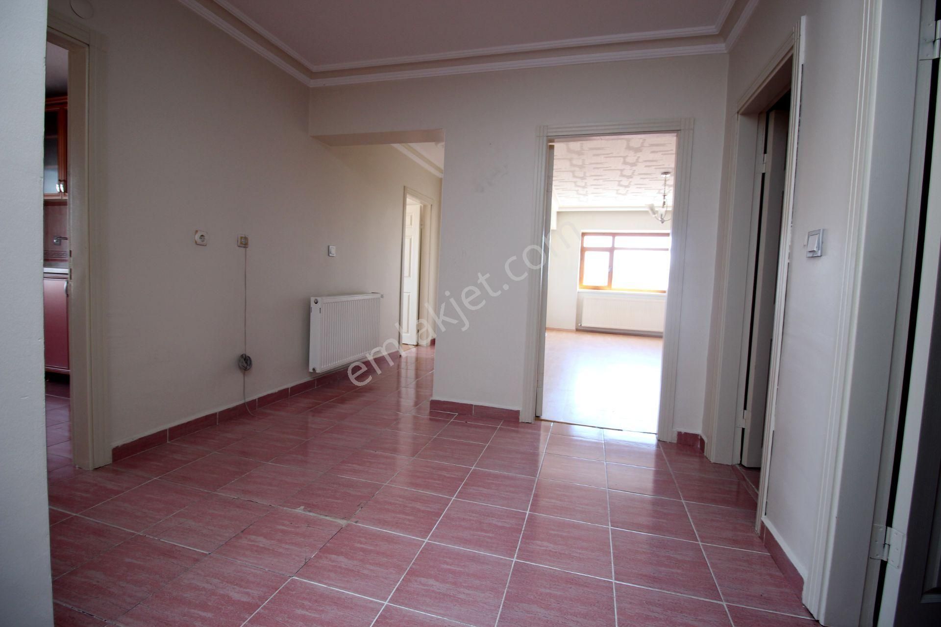 Emre Emlak'tan Elvan'da Katta Çift Balkonlu 3+1 Satılık Daire - Görsel 22