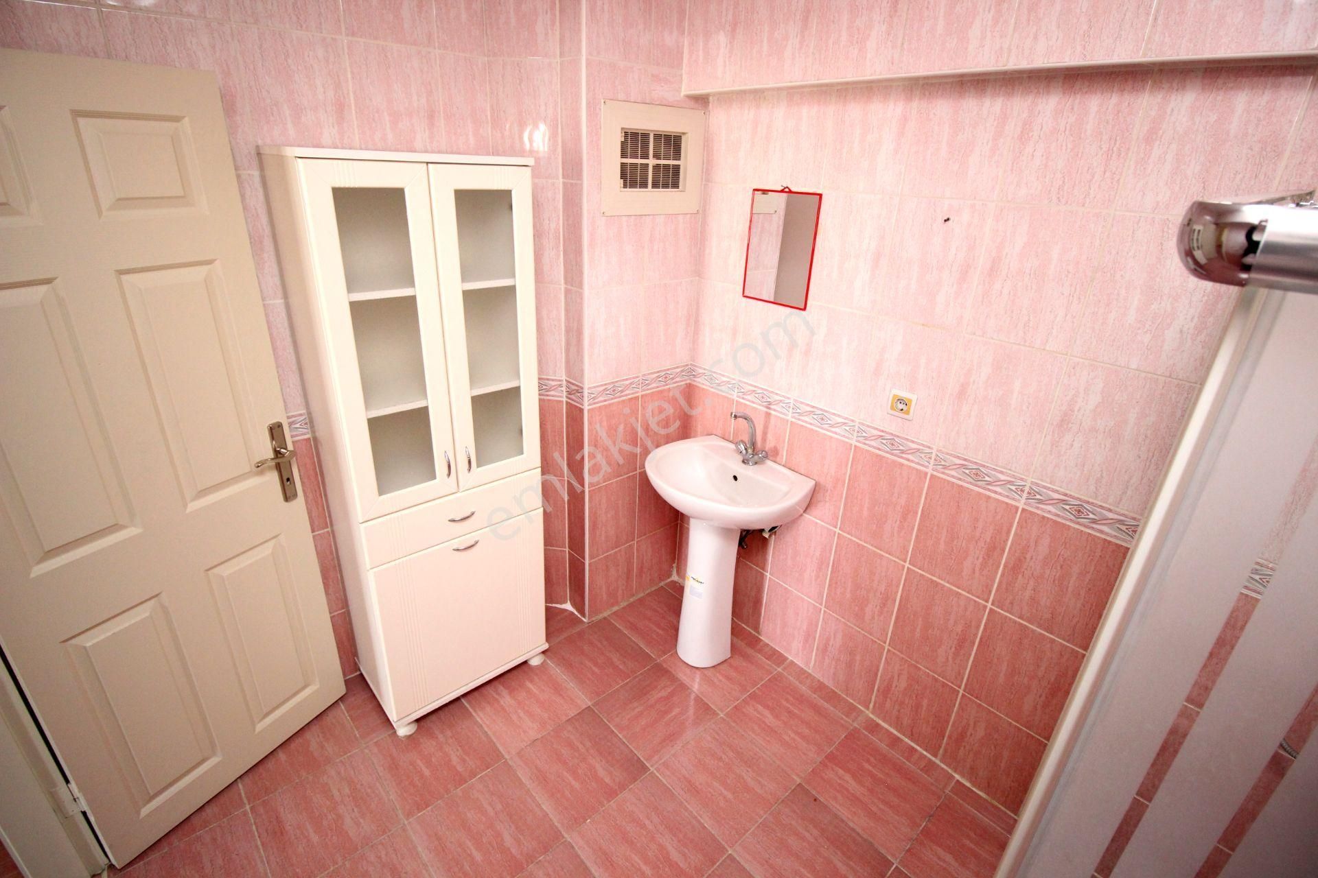 Emre Emlak'tan Elvan'da Katta Çift Balkonlu 3+1 Satılık Daire - Görsel 19