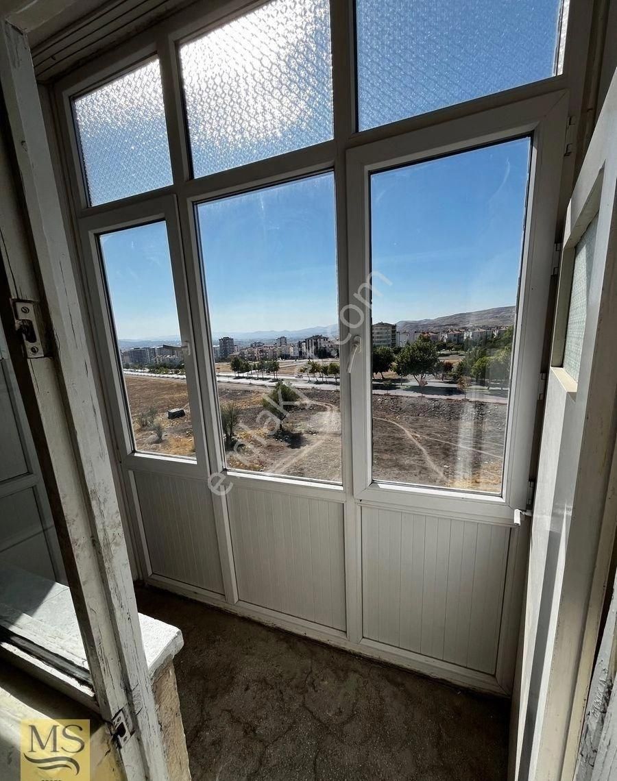 Erkilet Osmangazi Mahallesinde Satılık 3+1 Daire - Görsel 8