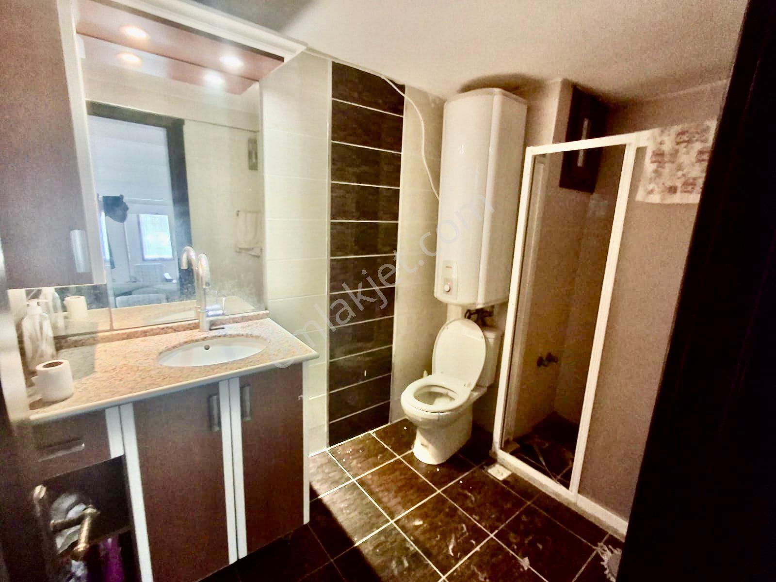 Sahil Siteleri 280m2 Kullanımlı 6+1 Müstakil Villa - Görsel 14