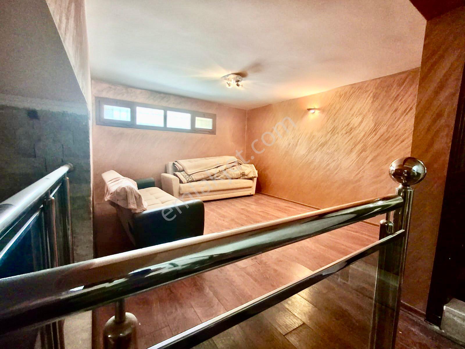 Sahil Siteleri 280m2 Kullanımlı 6+1 Müstakil Villa - Görsel 24