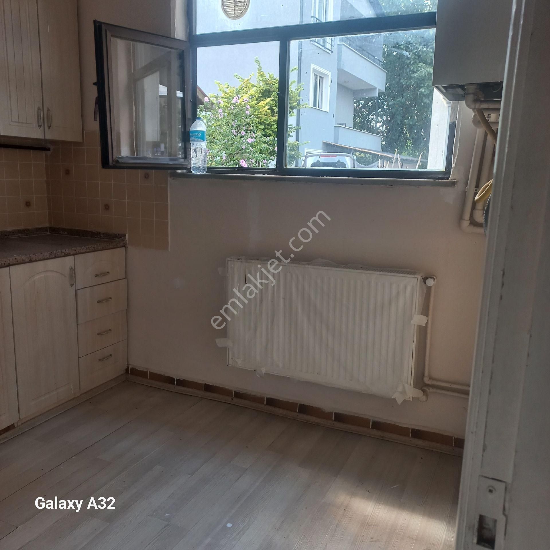 Arifiye Fatih Cad Pazar Yeri Girişinde Cami Karşısı 2 Katlı 125 M² Net 3 +1 Kiralık Daire - Görsel 27