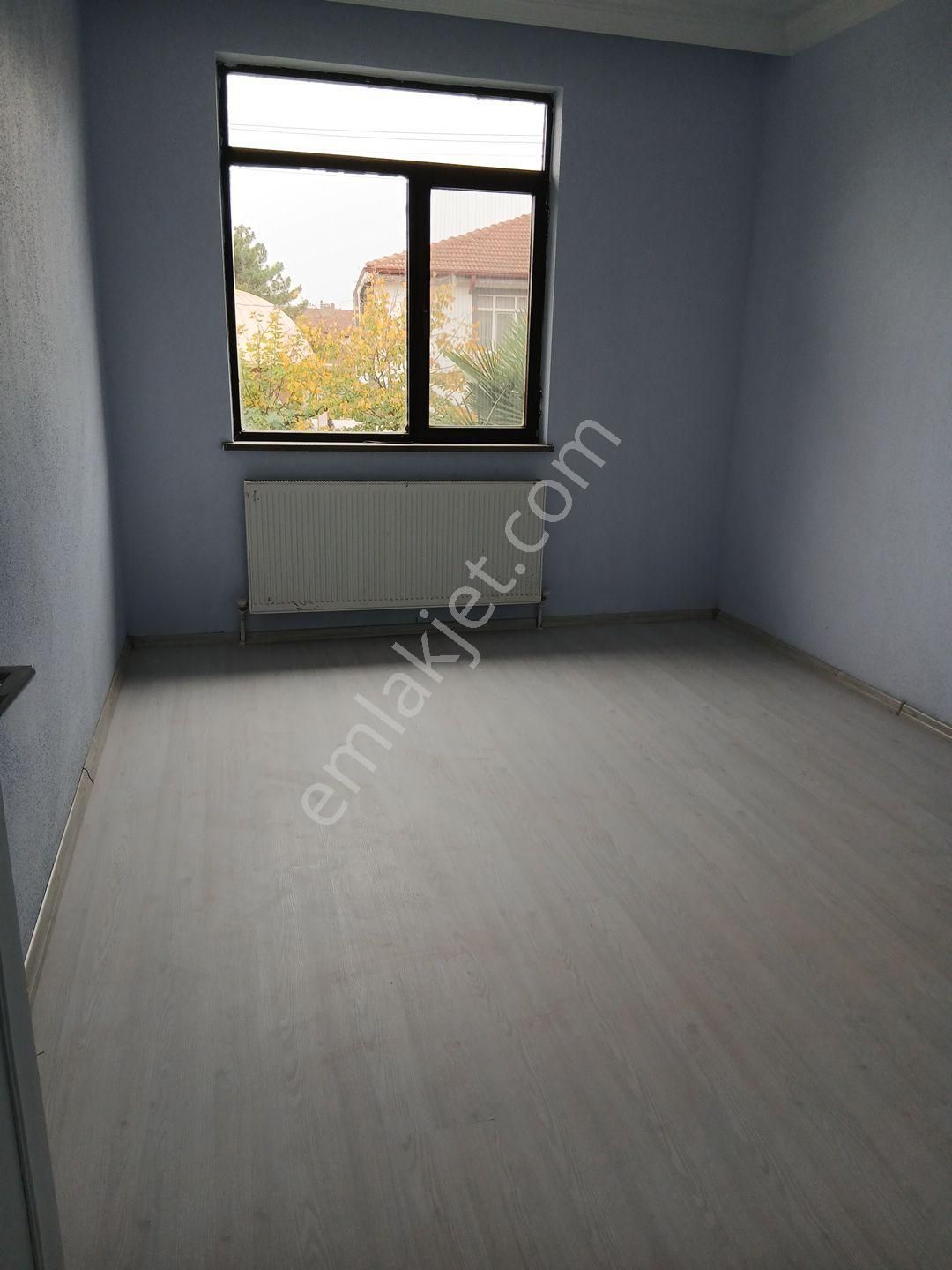 Arifiye Fatih Cad Pazar Yeri Girişinde Cami Karşısı 2 Katlı 125 M² Net 3 +1 Kiralık Daire - Görsel 19