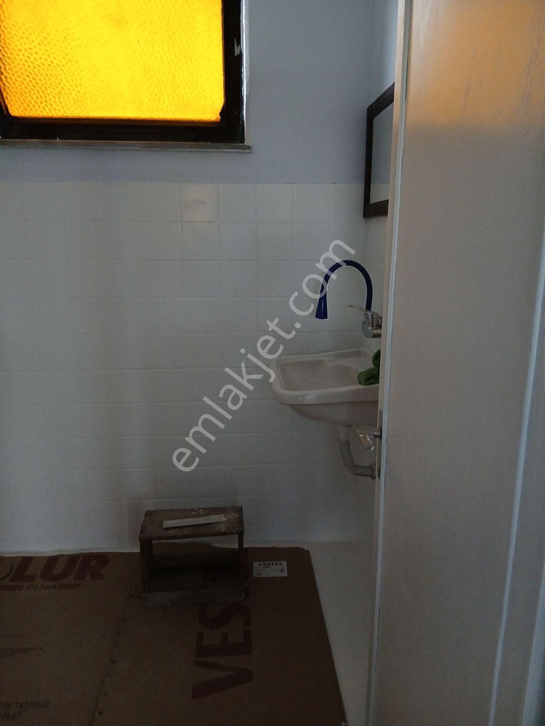 Arifiye Fatih Cad Pazar Yeri Girişinde Cami Karşısı 2 Katlı 125 M² Net 3 +1 Kiralık Daire - Görsel 15