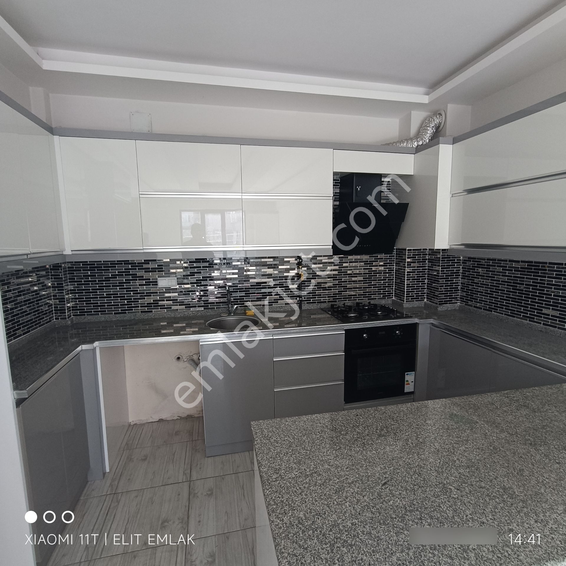 Elit Emlak'tan Kiralık Daire 2+1 Yeni Bina