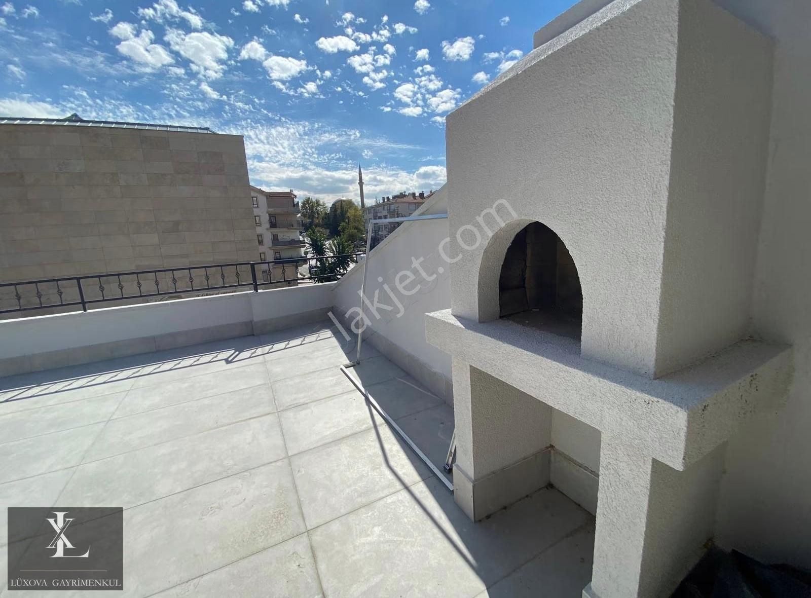 Lüxova'dan Basın Cd Yunus Emre Kültür Merkezi Yanı 4+1 Dublex - Görsel 27