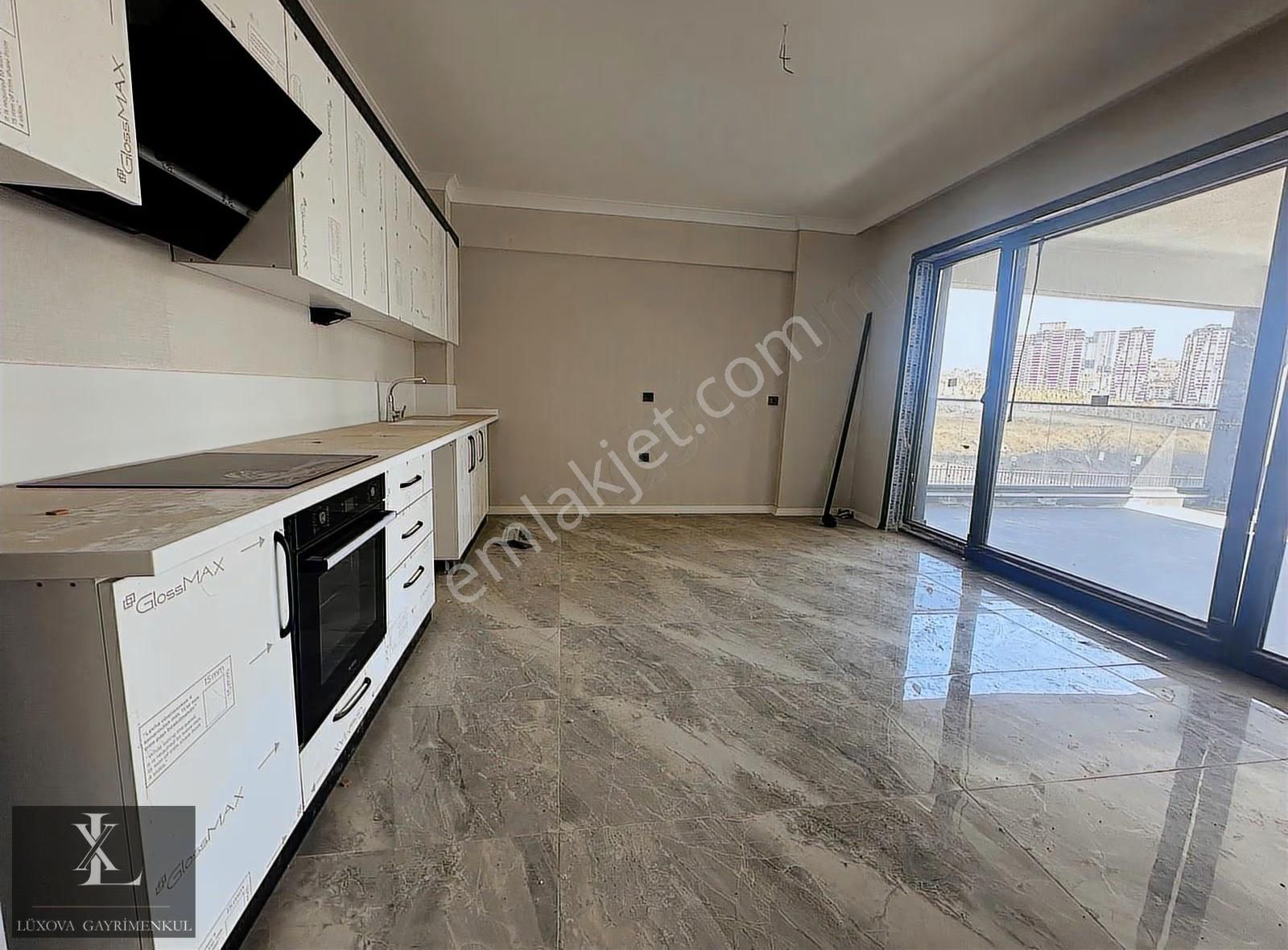 Ovacık Bulvar Yakını Giyinme Odalı & Ebeveyn Banyolu 4+1 Satılık - Görsel 28