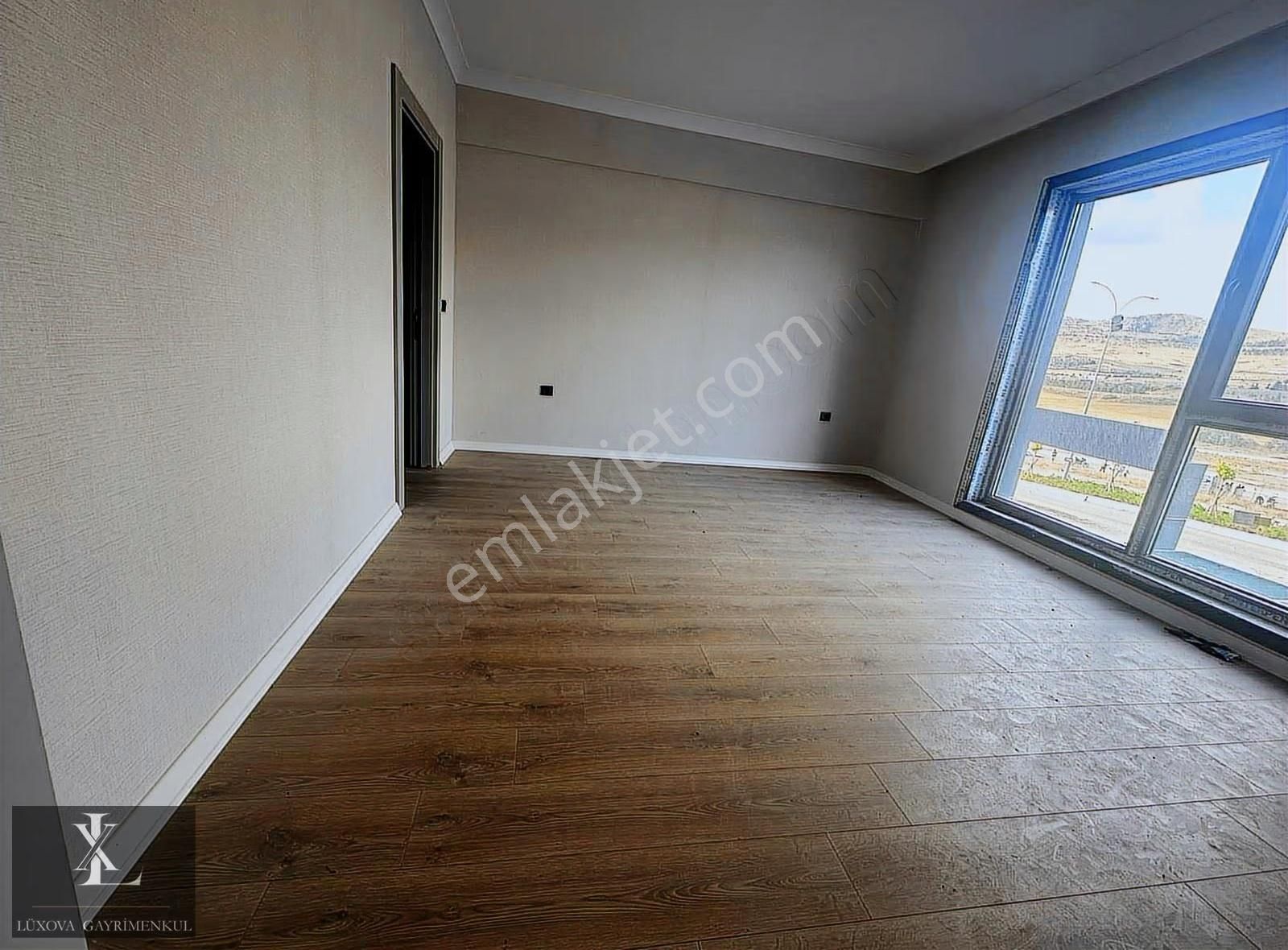 Ovacık Bulvar Yakını Giyinme Odalı & Ebeveyn Banyolu 4+1 Satılık - Görsel 17