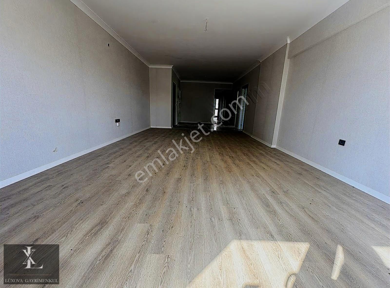 Ovacık Bulvar Yakını Giyinme Odalı & Ebeveyn Banyolu 4+1 Satılık - Görsel 16